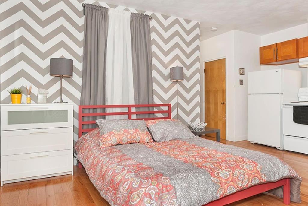 Downtown Studio Apt, Perfect For Medical Workers Boston Extérieur photo